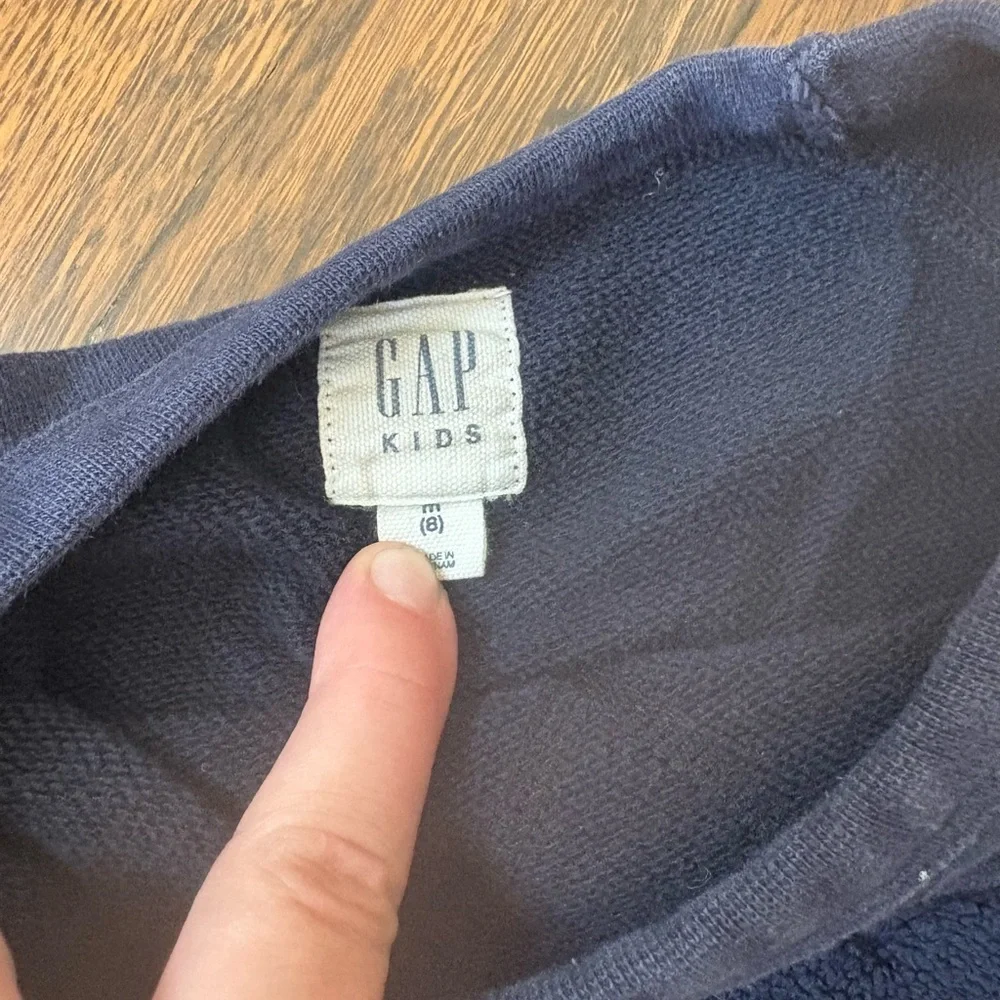 Gap kids boys sweatshirt